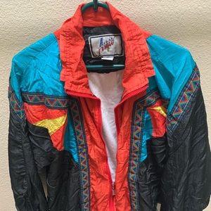 Vintage men’s windbreaker. Very. Nice shape Arizona vibes